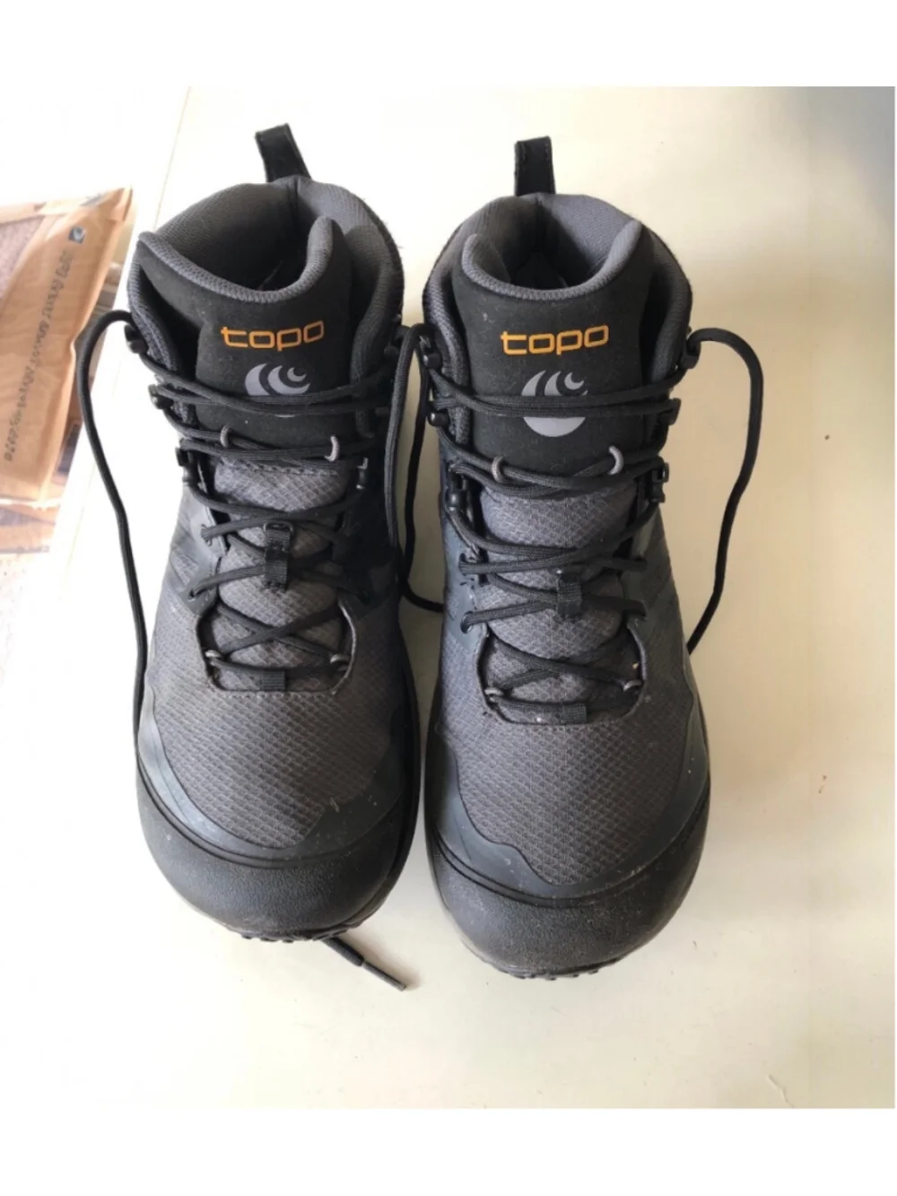 Size 11.5 TOPO Athletic Trailventure 2 WP Waterproof Hiking Boots Vibram Soles
